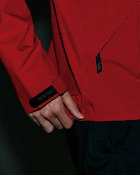 反射機能(袖口マジックテープ、ファスナー引き手)