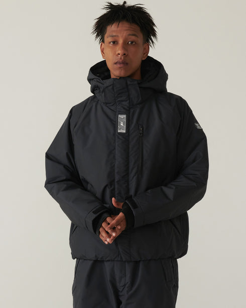 8126 防水防寒ライトウォームブルゾン