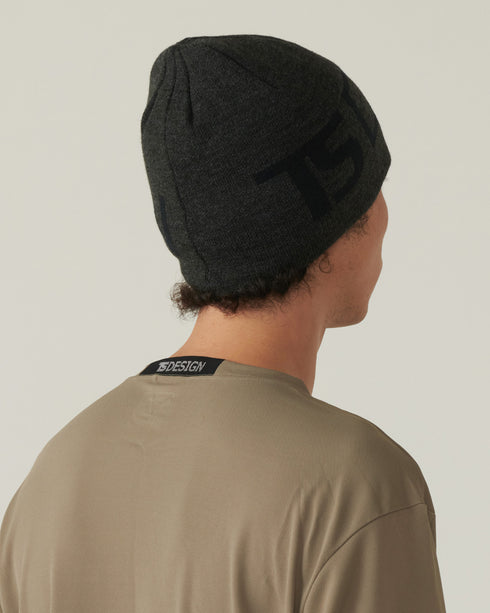 842916 リバーシブルニット帽【廃番予定】